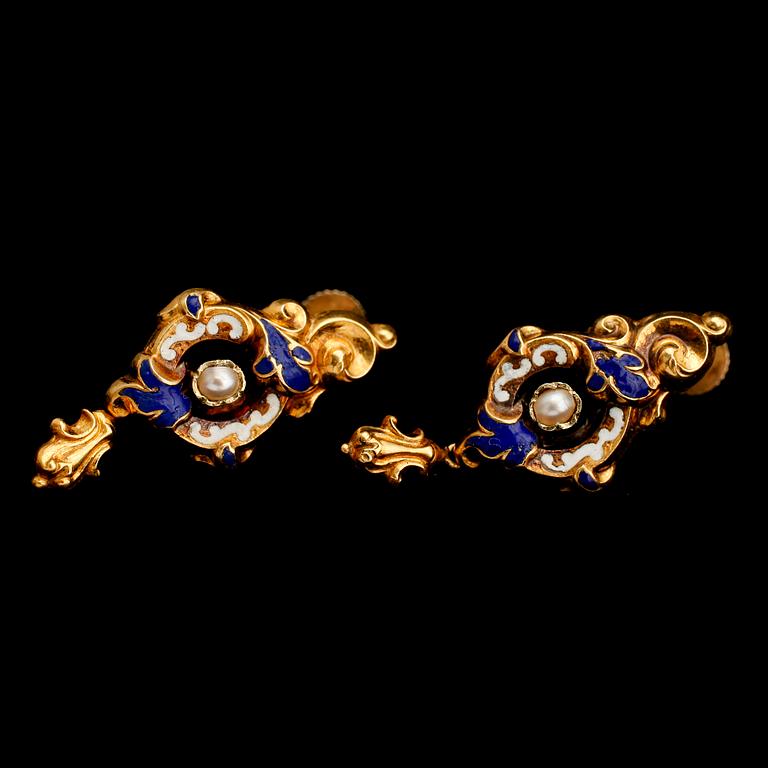 ÖRHÄNGEN, 1 par, guld, 1800-talets mitt.