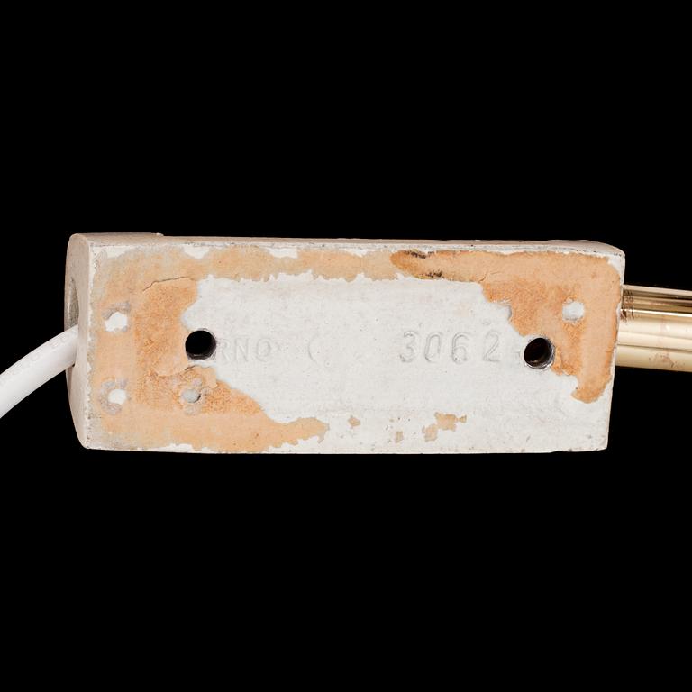 LISA JOHANSSON-PAPE, seinävalaisin, malli 3062, Stockmann Orno 1900-luvun puoliväli.