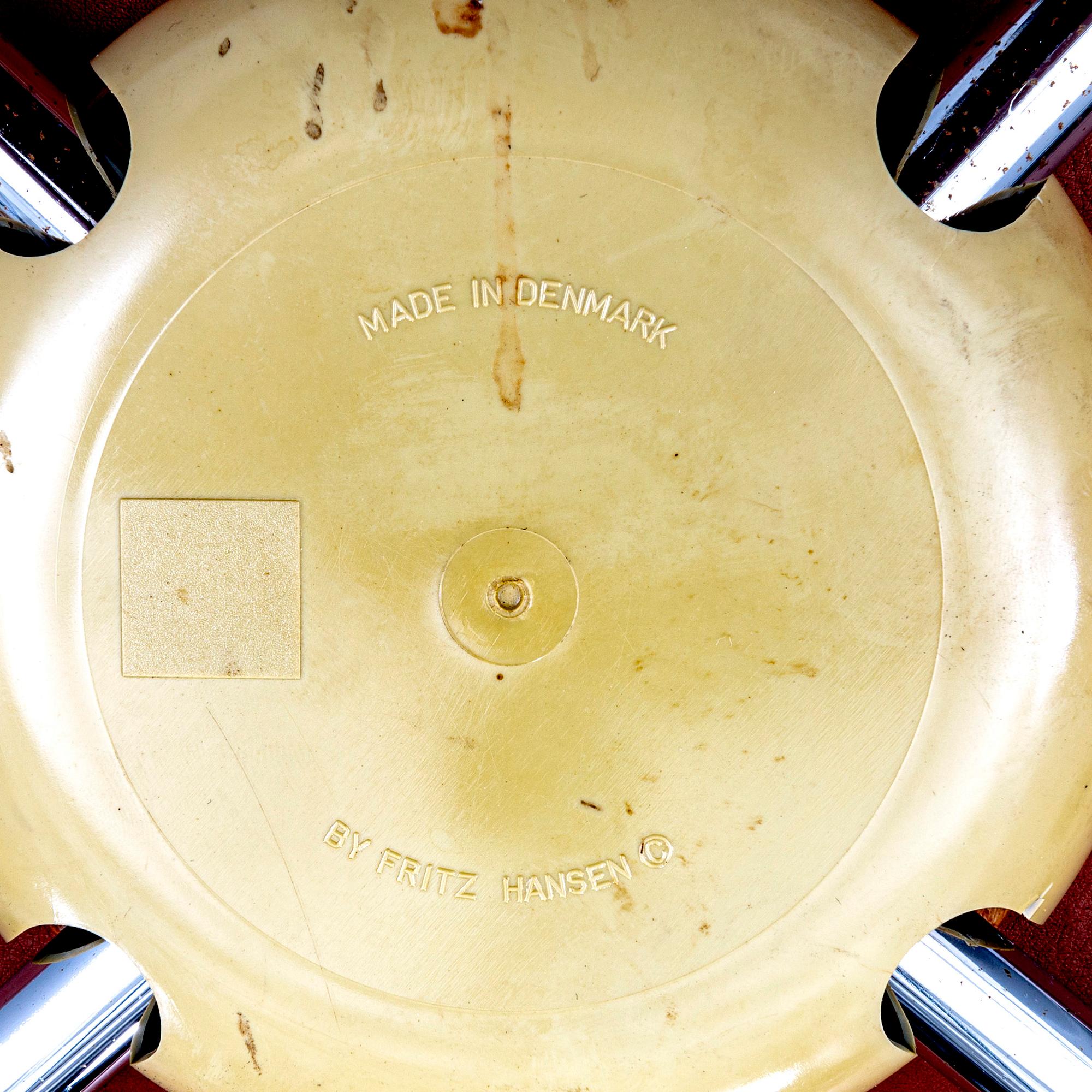 Arne Jacobsen, stolar 4 st "Sjuan" för Fritz Hansen, 1900-talets andra hälft.