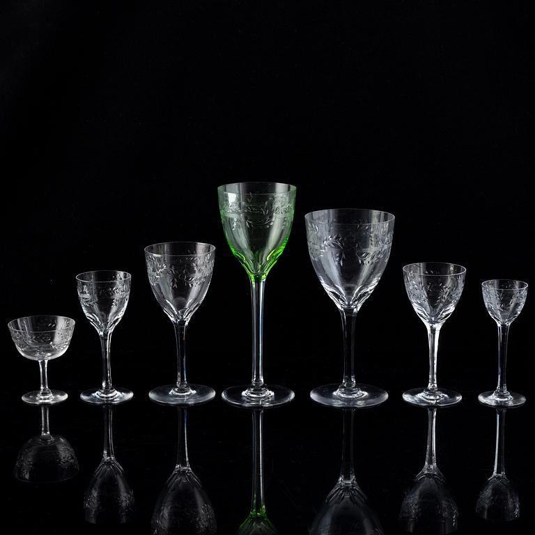 A 58 pcs glass service.