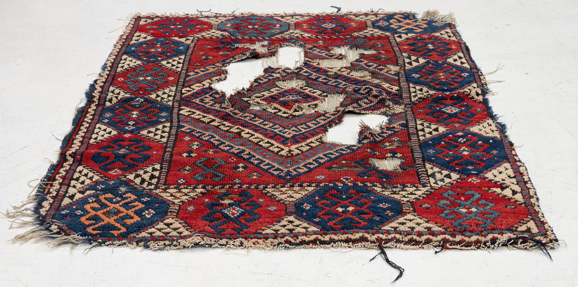 Fragment of an antique Karakecili, Bergama region, 160 x 113 cm.