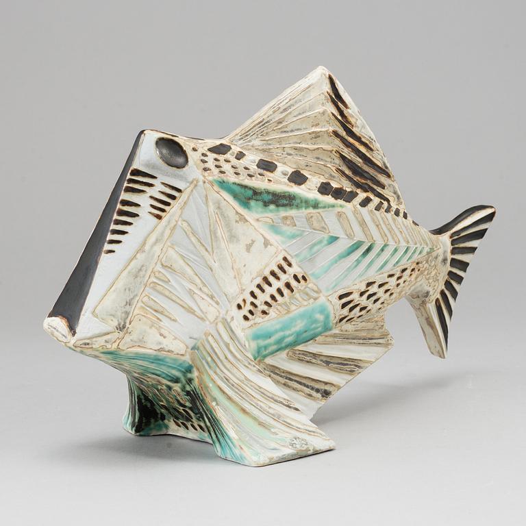 CARL-HARRY STÅLHANE, a stoneware fish, Rörstrand, signed Stålhane with a blurred date.