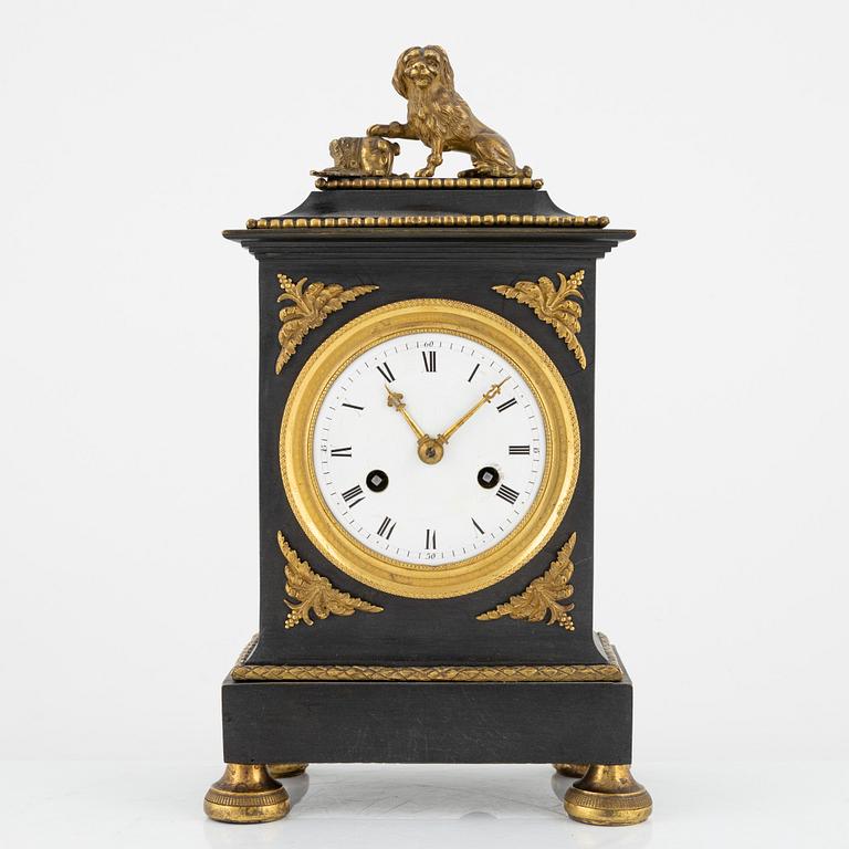 Bordsur, av brons 1800-talet slut.