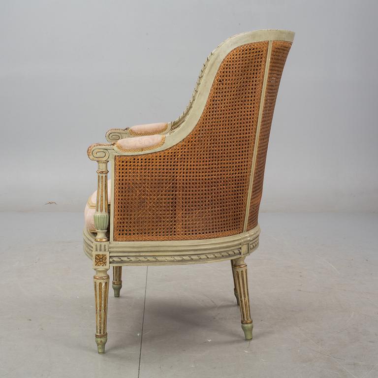 BERGERE, Louis XVI-stil. 1900-tal.
