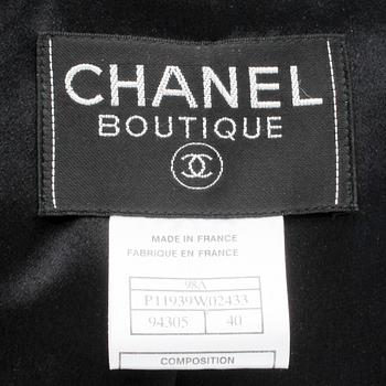 CHANEL, a black cashmere coat, size 40.