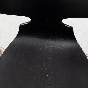 Arne Jacobsen,  four 'Ant', Fritz Hansen.