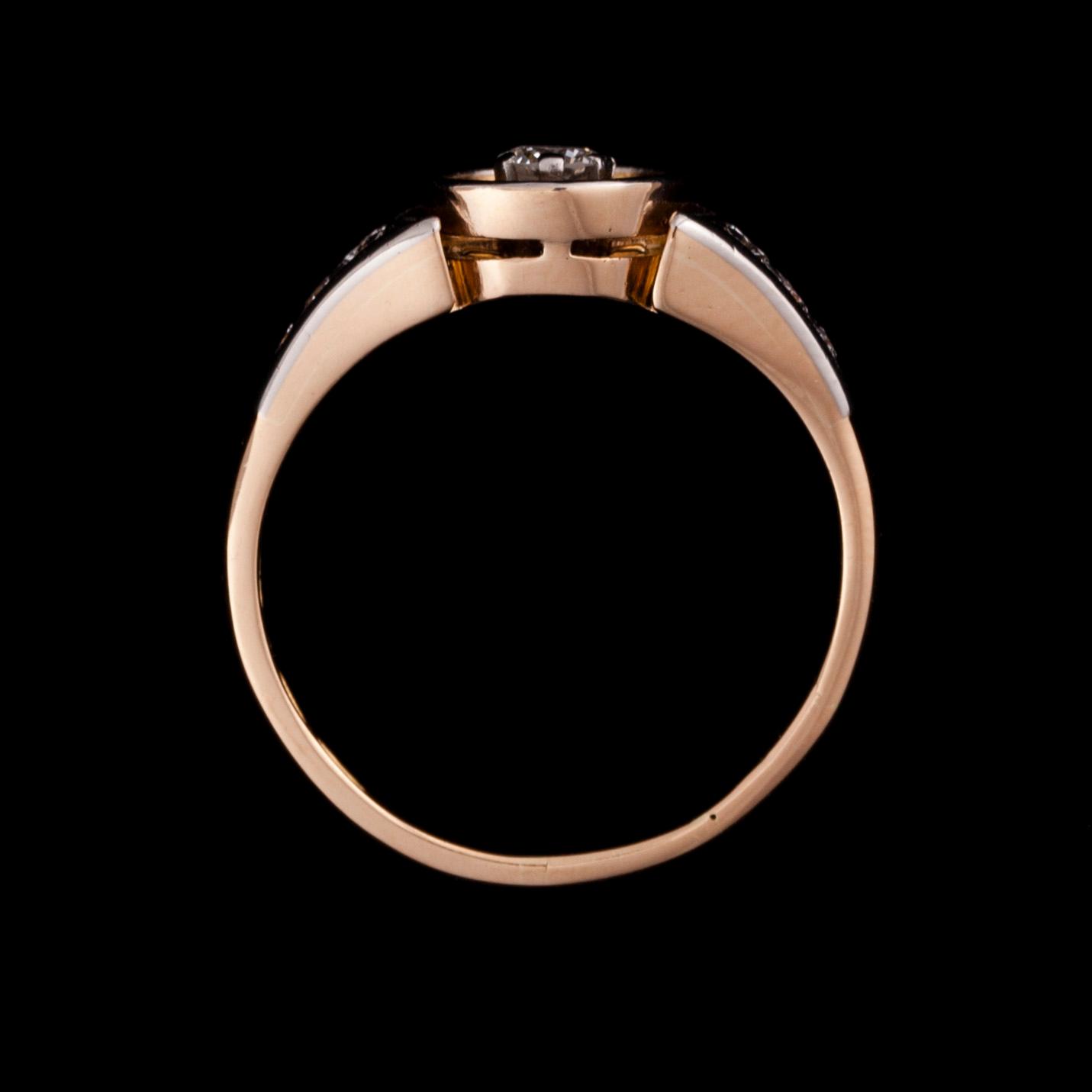 RING, 18K guld, briljantslipade diamanter, N. Westerback, Helsingfors 1966. Vikt 4,8 g.