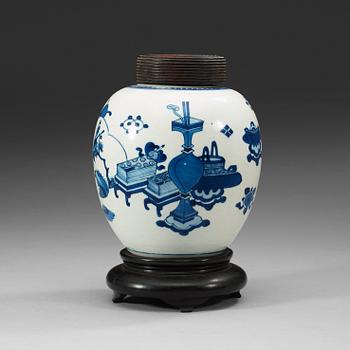 128. A blue and white jar, Qing dynasty, Kangxi (1662-1722).