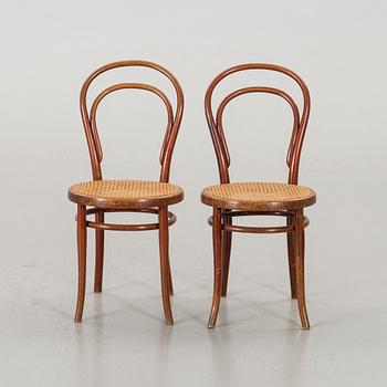 STOLAR, ett par, Thonet, omkring 1900.