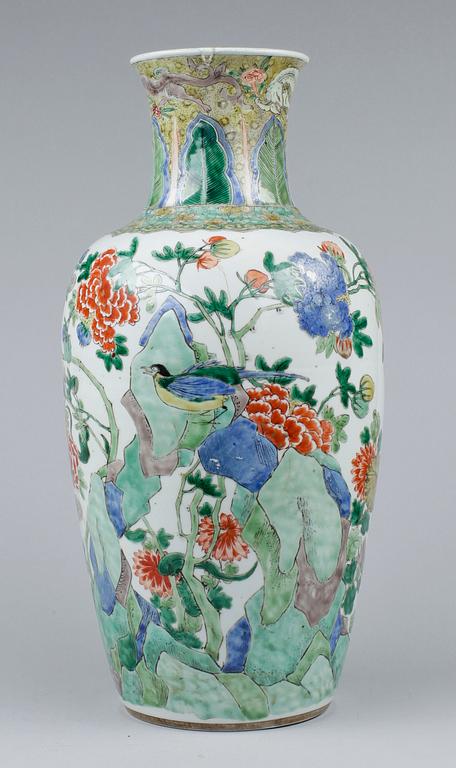 VAS, porslin, Kangxistil, Kina 1800-tal.