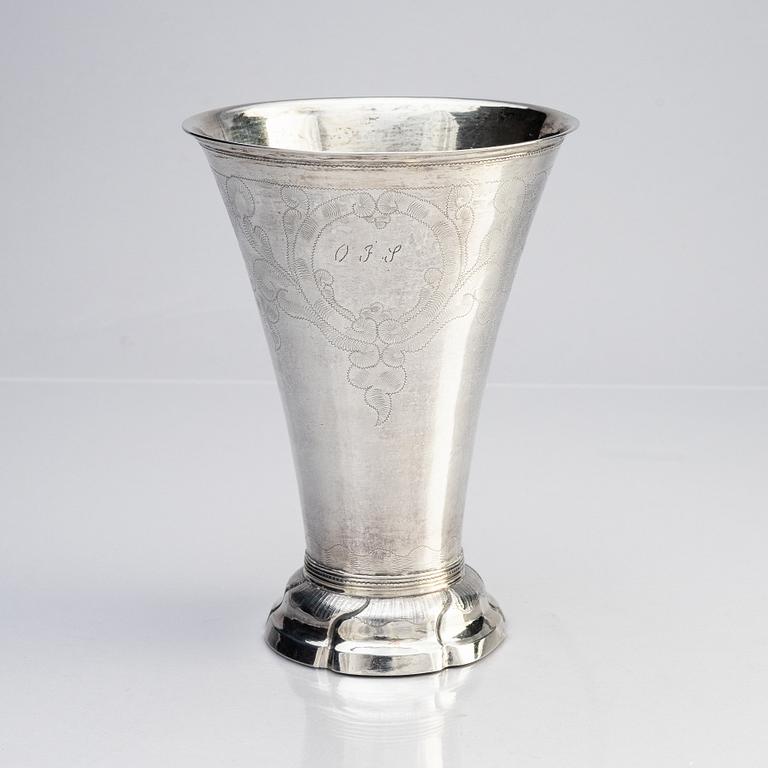 A Swedish 18th century parcel-gilt silver beaker, marks of Carl Fredrik Seseman, Arboga 1799.