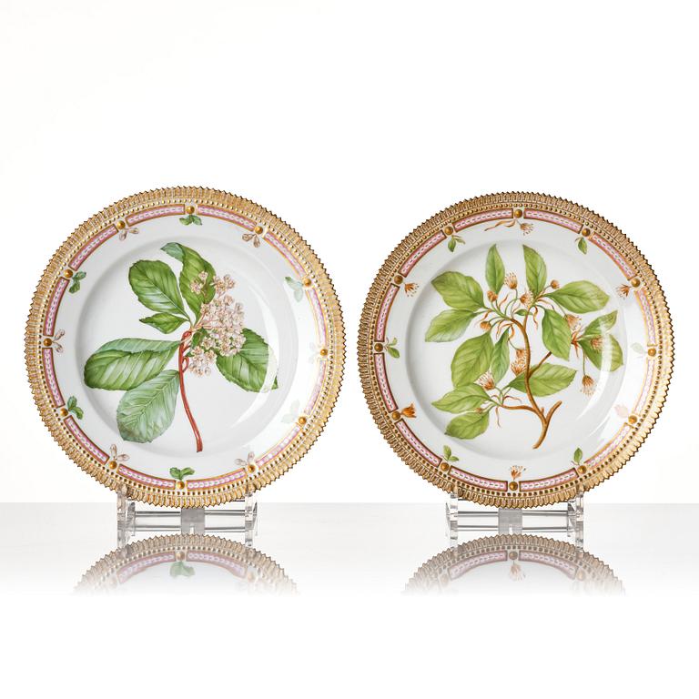 A set of nine Royal Copenhagen 'Flora Danica' dishes, Denmark, 20th Century.