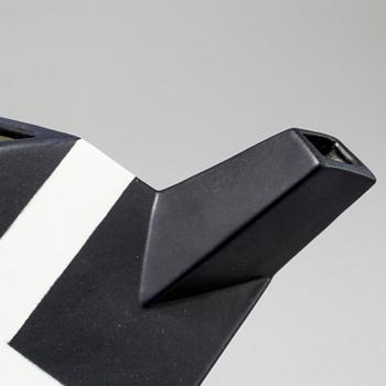 ROLF SINNEMARK, tekanna,  porslin, "Cube", Rörstrand, sent 1900-tal.