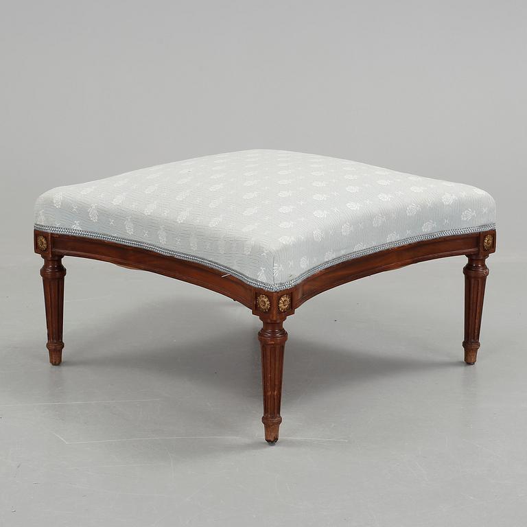 TABURETT, gustaviansk stil, 1900-talets mitt.