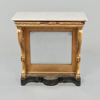 KONSOLBORD, troligen Göteborg, 1800-talets första hälft.