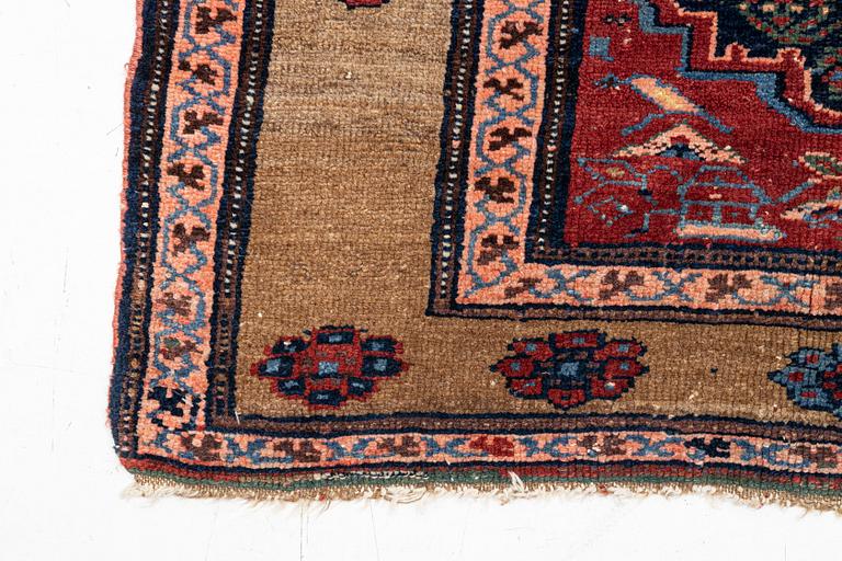 Hamadan antique/semi-antique approximately 425 x 162 cm.