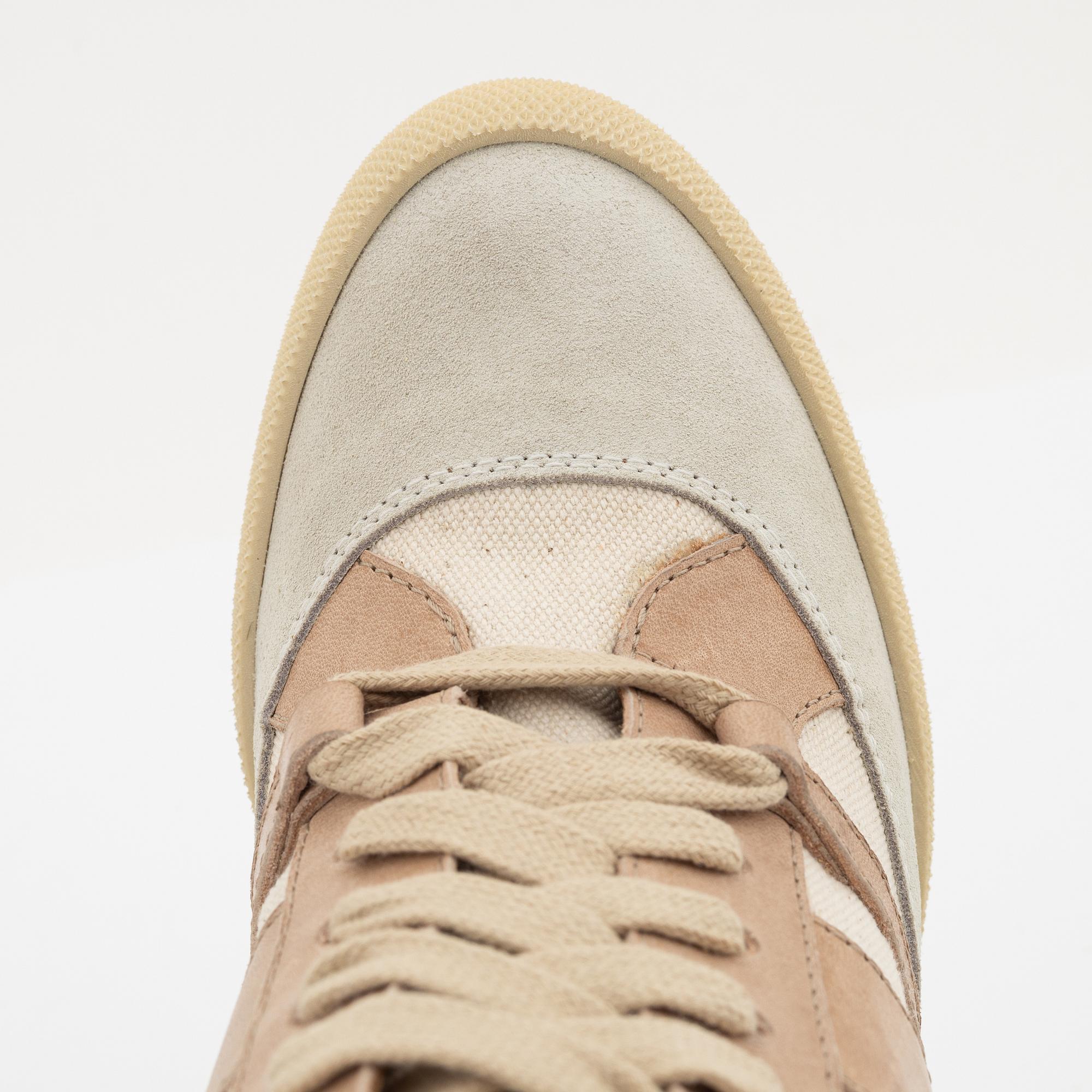 Chloé, a pair of wedge sneakers, size 37.