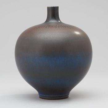 A Berndt Friberg blue and brownish glazed stoneware vase, Gustavsberg Studio 1964.