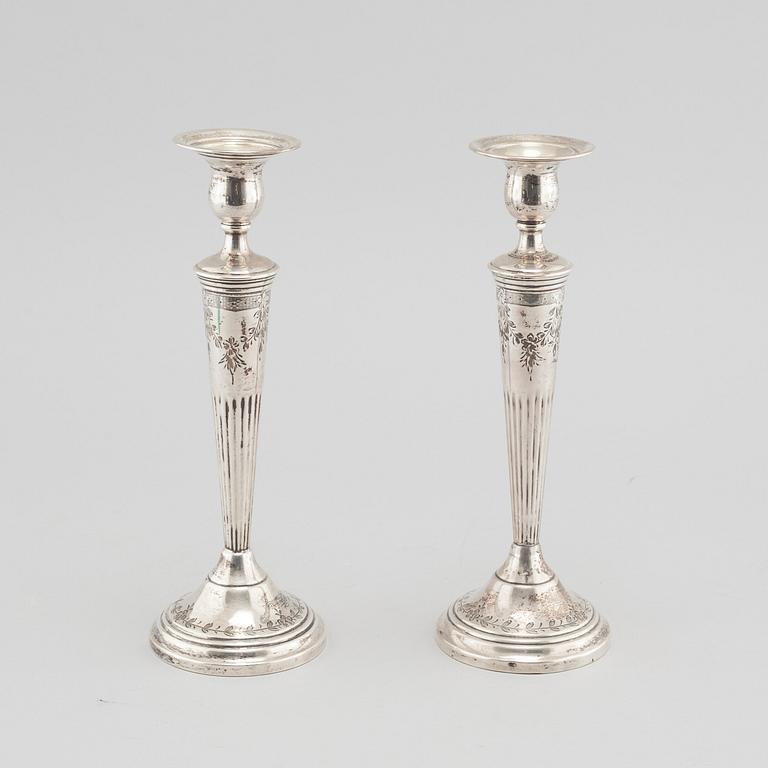A pair of silver candlesticks, first half of the 20th century.
