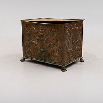 KOLBOX, 1900-talets första hälft.