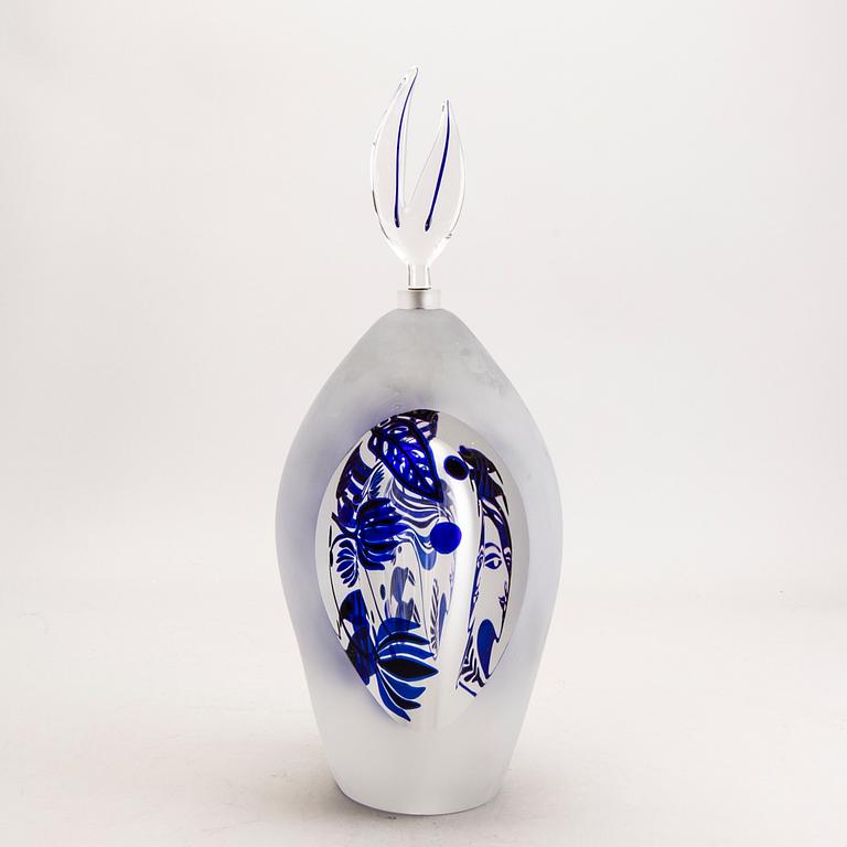 Hanne Dreutler, Arthur Zirnsack, "Drop", glass, grail Studio Åhus, signed, numbered and dated.