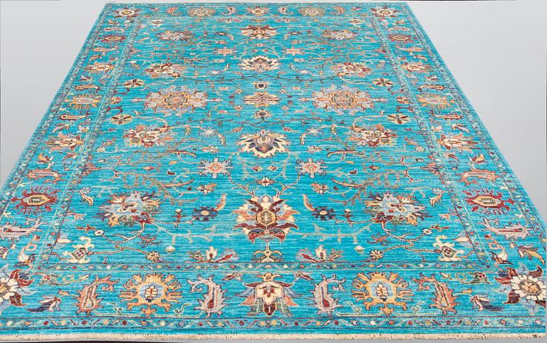 A Ziegler design carpet, ca 235 x 172 cm.