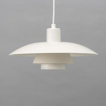 Poul Henningsen, taklampa, modell  "PH 4/3", Louis Poulsen, Danmark.