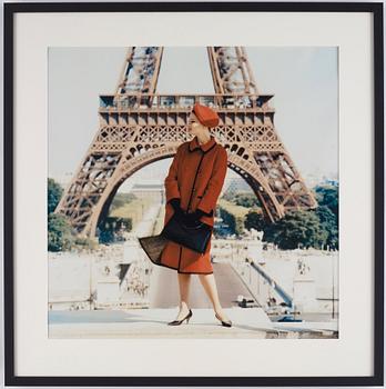 Norman Parkinson, "The Looks Your Clothes Depend On", 1962.