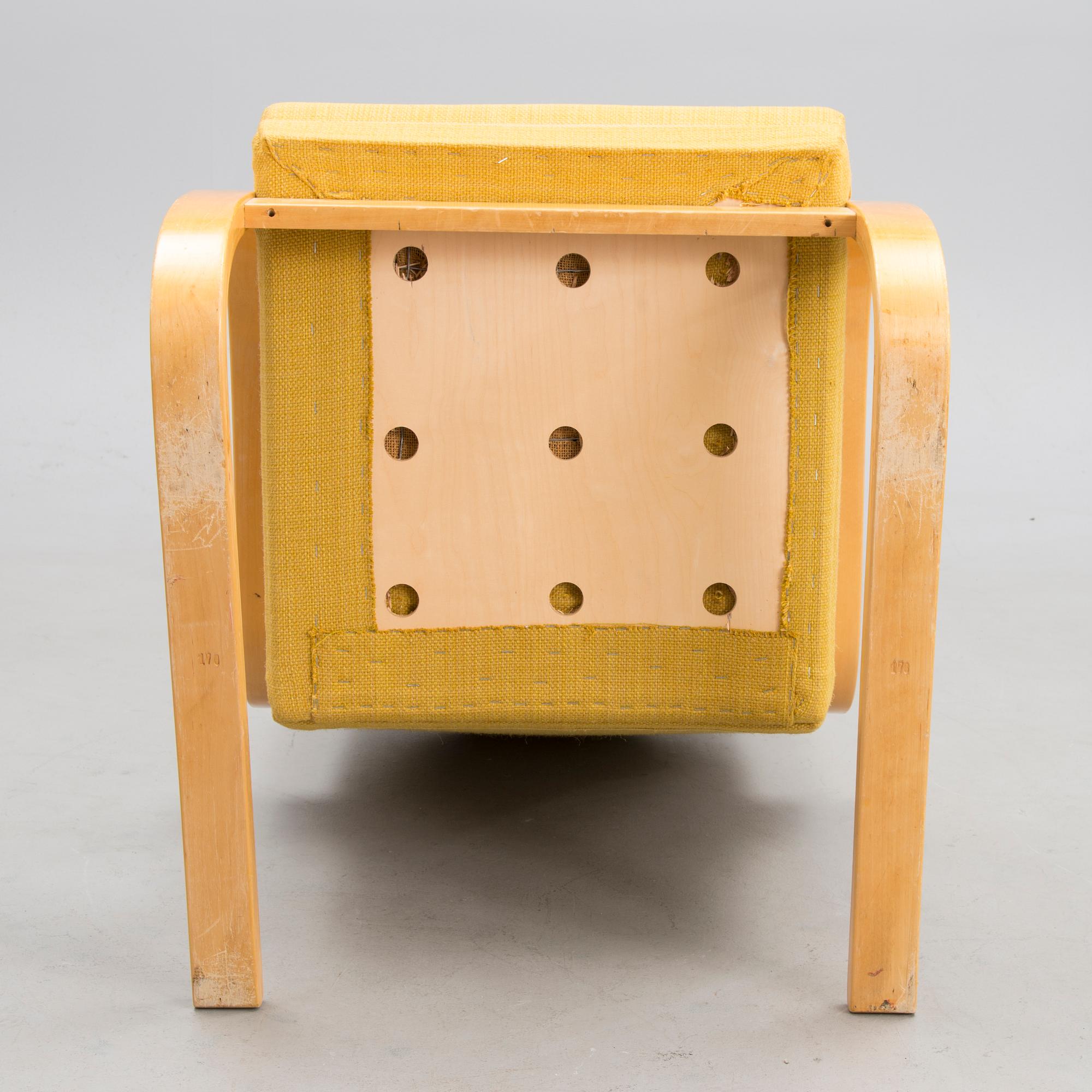 ALVAR AALTO, fåtölj, modell 406, Artek, 1900-talets mitt.