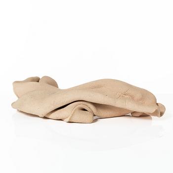 Hertha Hillfon, a ceramic sculpture, dated 1979.