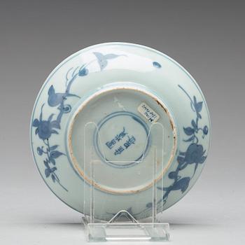 A set of 10 (9+1) blue and white dishes, Ming dynasty, Tianqi/Chongzhen.