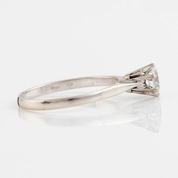 Brilliant cut diamond solitaire ring.