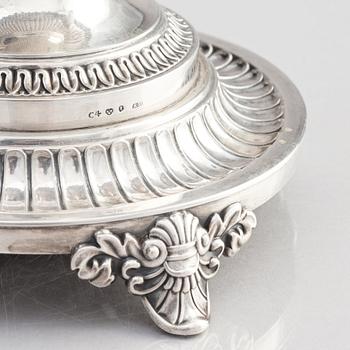 A Swedish Empire silver sugar bowl with lid, mark of Adolf Zethelius Stockholm 1833.