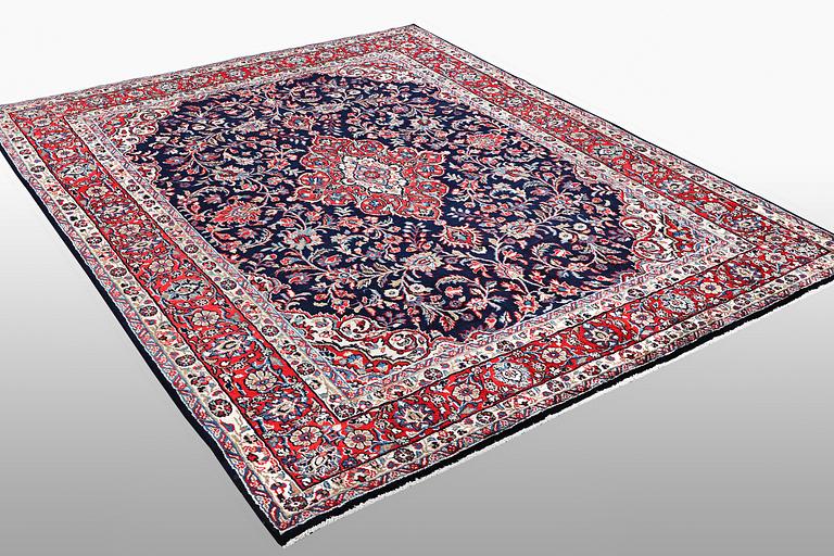 Matto, Sarouk, ca 308 x 245 cm.