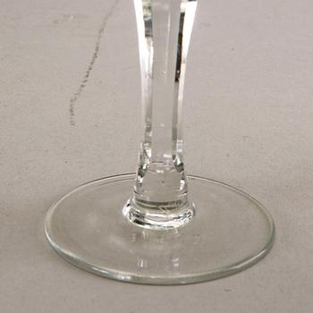 A set of 10 French mid 1900s champagne glasses.