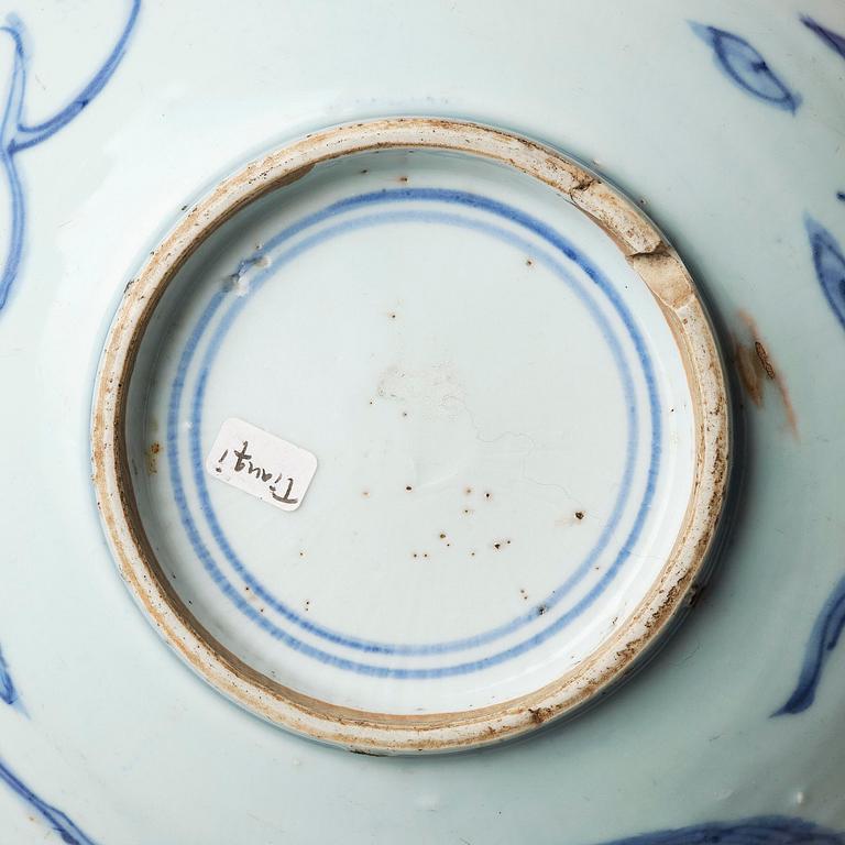 A blue and white bowl, Ming dynasty, 16th century.
