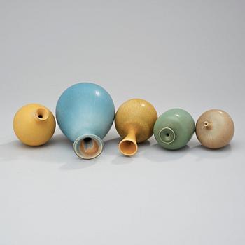 A set of five Berndt Friberg stoneware vases, Gustavsberg Studio 1969-79.