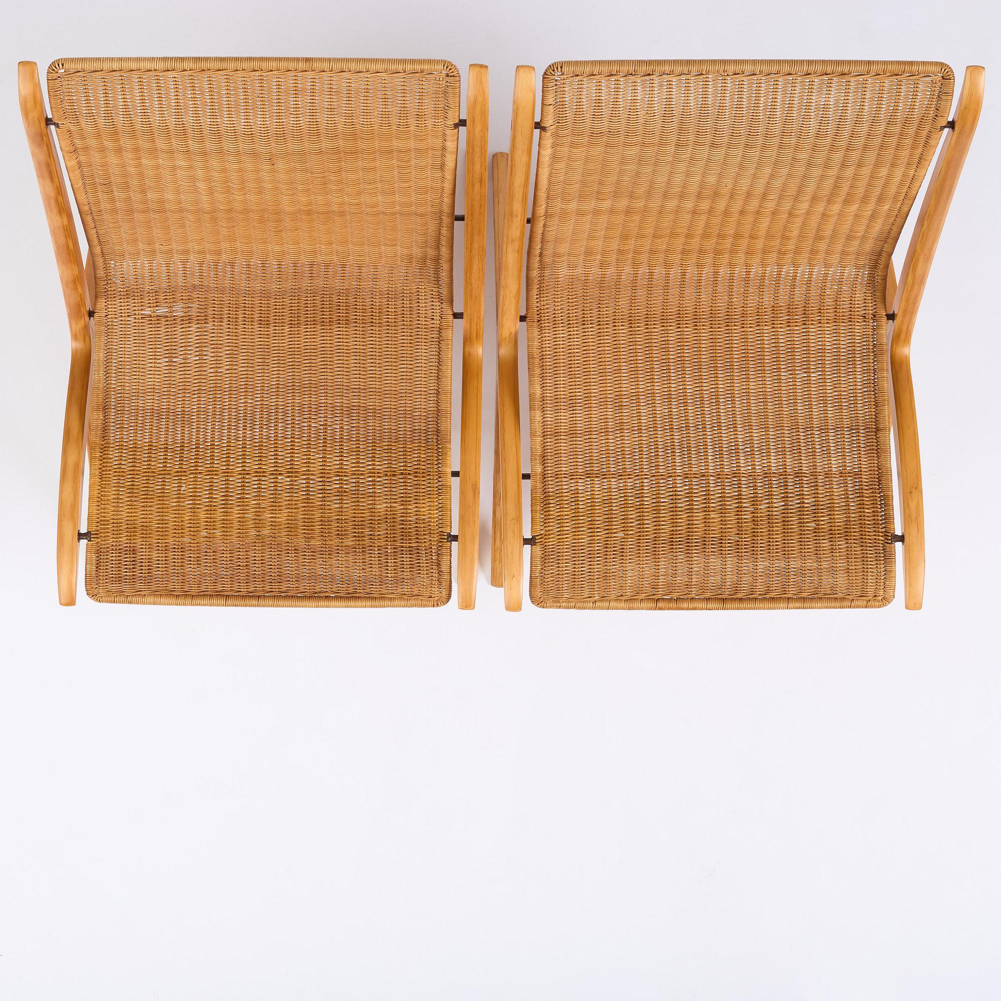 Peter Hvidt & Orla Mølgaard Nielsen, fåtöljer, ett par, "X", modell "6103", Fritz Hansen, Danmark, 1966.