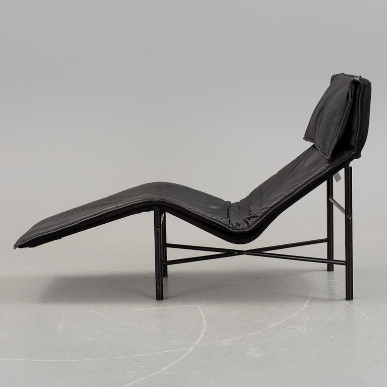 A lounge chair "Skye" by Tord Björklund, IKEA.