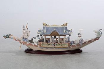 LLADRO, figurgrupp, kinesisk båt, Spanien, 1900-talets slut.