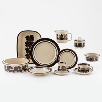 Ulla Procopé, 37 pieces of a 'Ruija' service, Arabia, Finland.