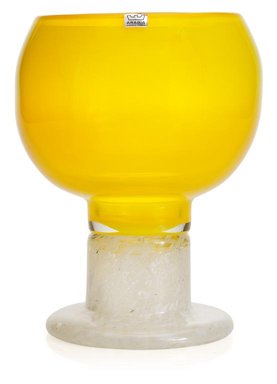 A Kaj Franck glass goblet, Nuutajärvi, Notsjö, Finland.