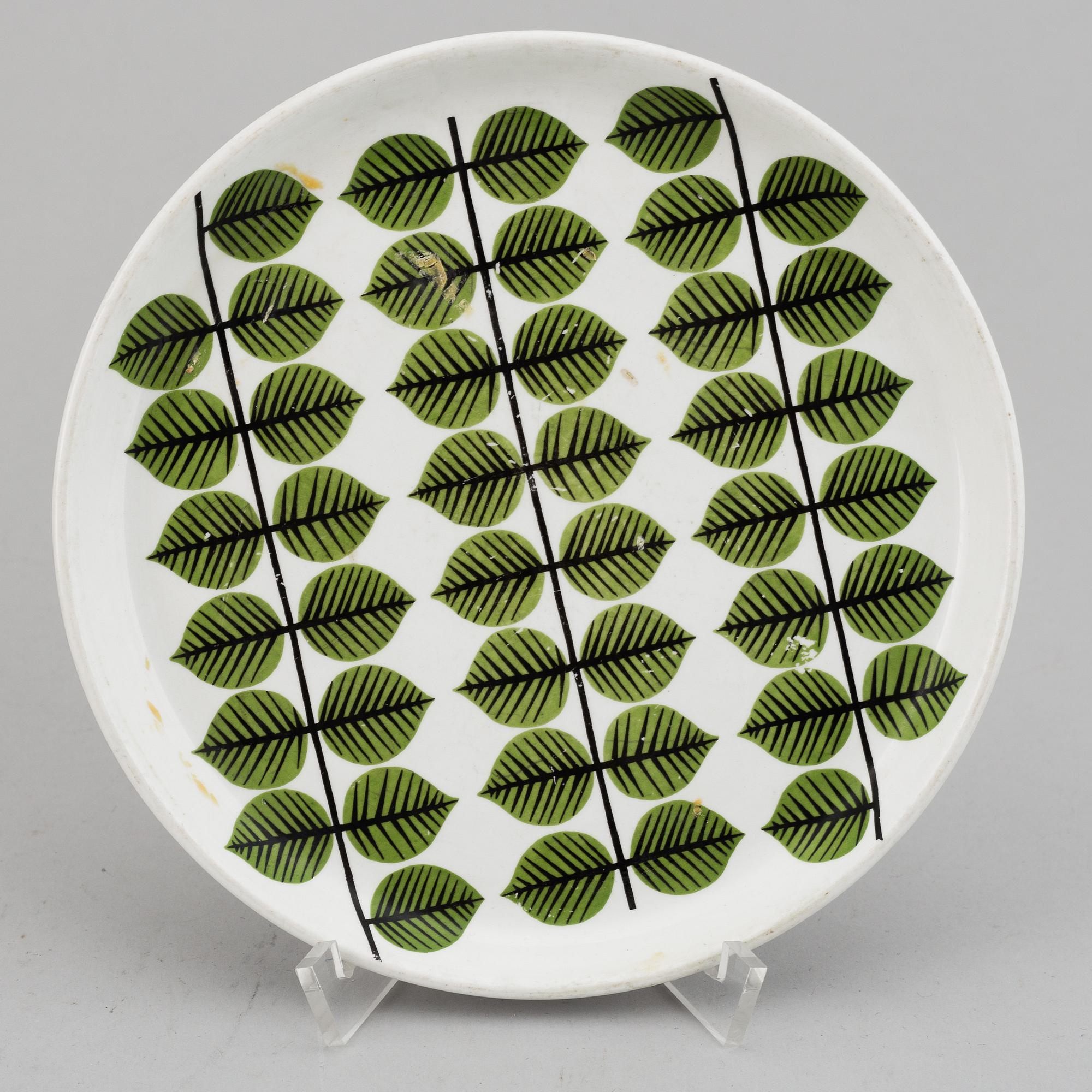 STIG LINDBERG, a 15 piece part service, 'Berså', Gustavsberg.