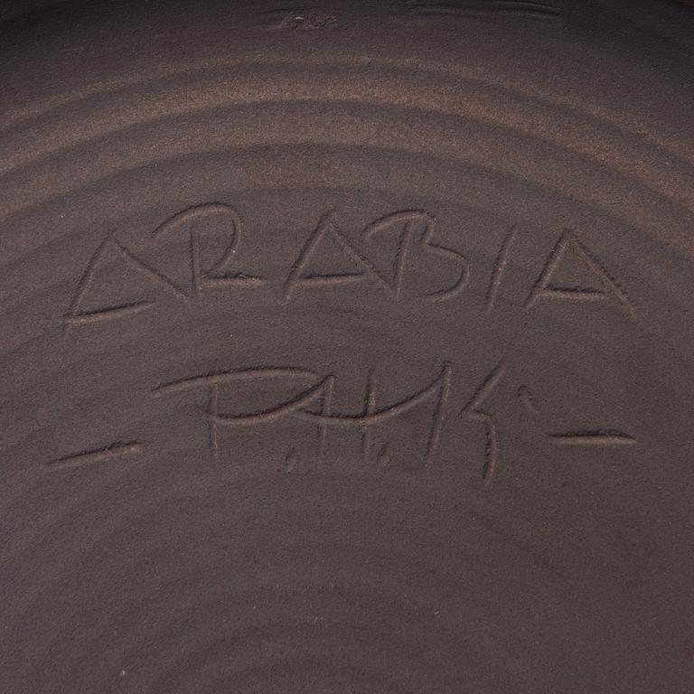 A ceramic bowl signed Arabia FHK.