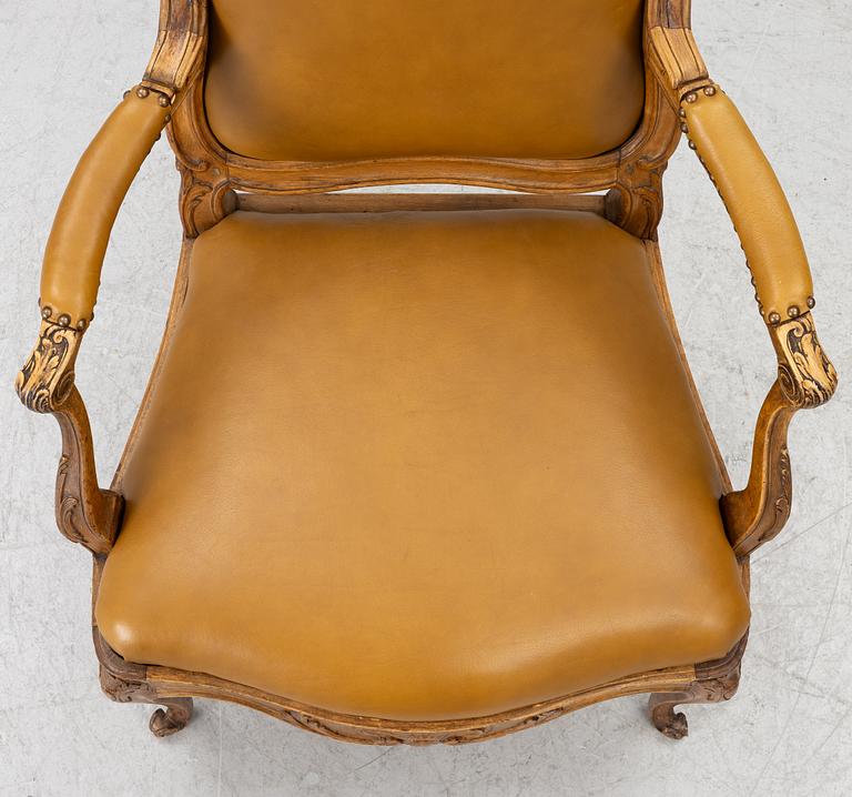 Armchair, Louis XV, 18th century.