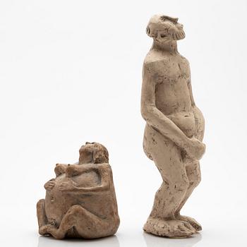 Åke Holm, figurer, 2 st., terracotta.