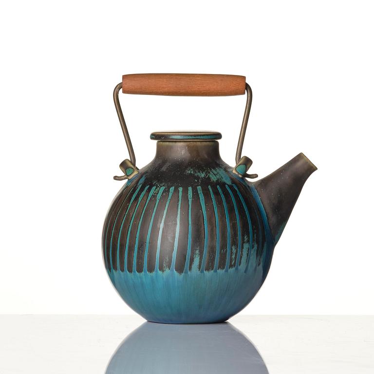 Stig Lindberg, a stoneware set of a teapot, a bowl and a goblet, Gustavsberg Studio 1969.