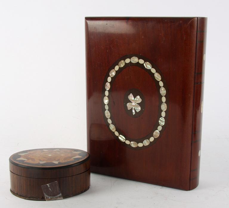 SKRIN och ASK MED LOCK, 1800/1900-tal.