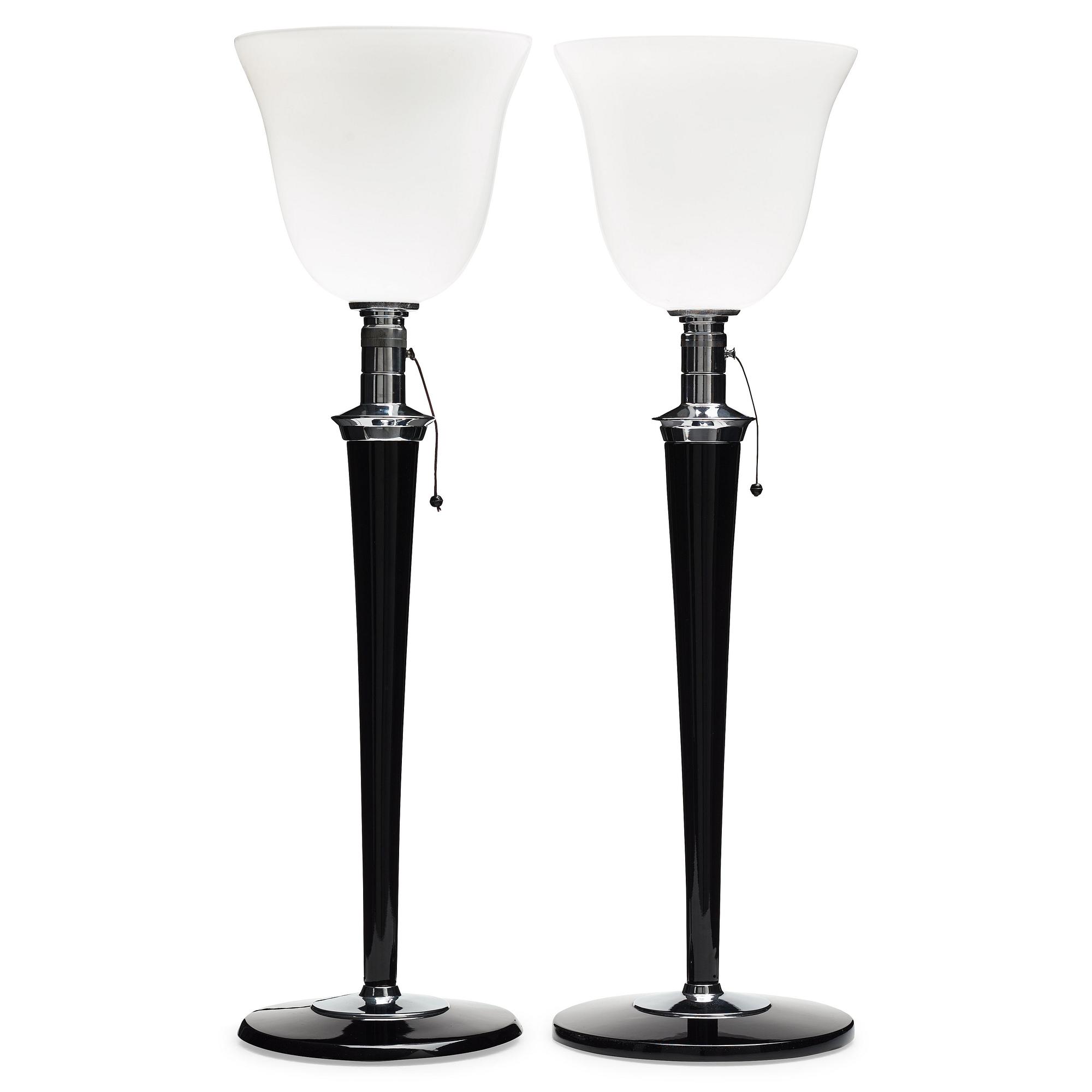 Lampe Mazda, a pair of table lamps, France.