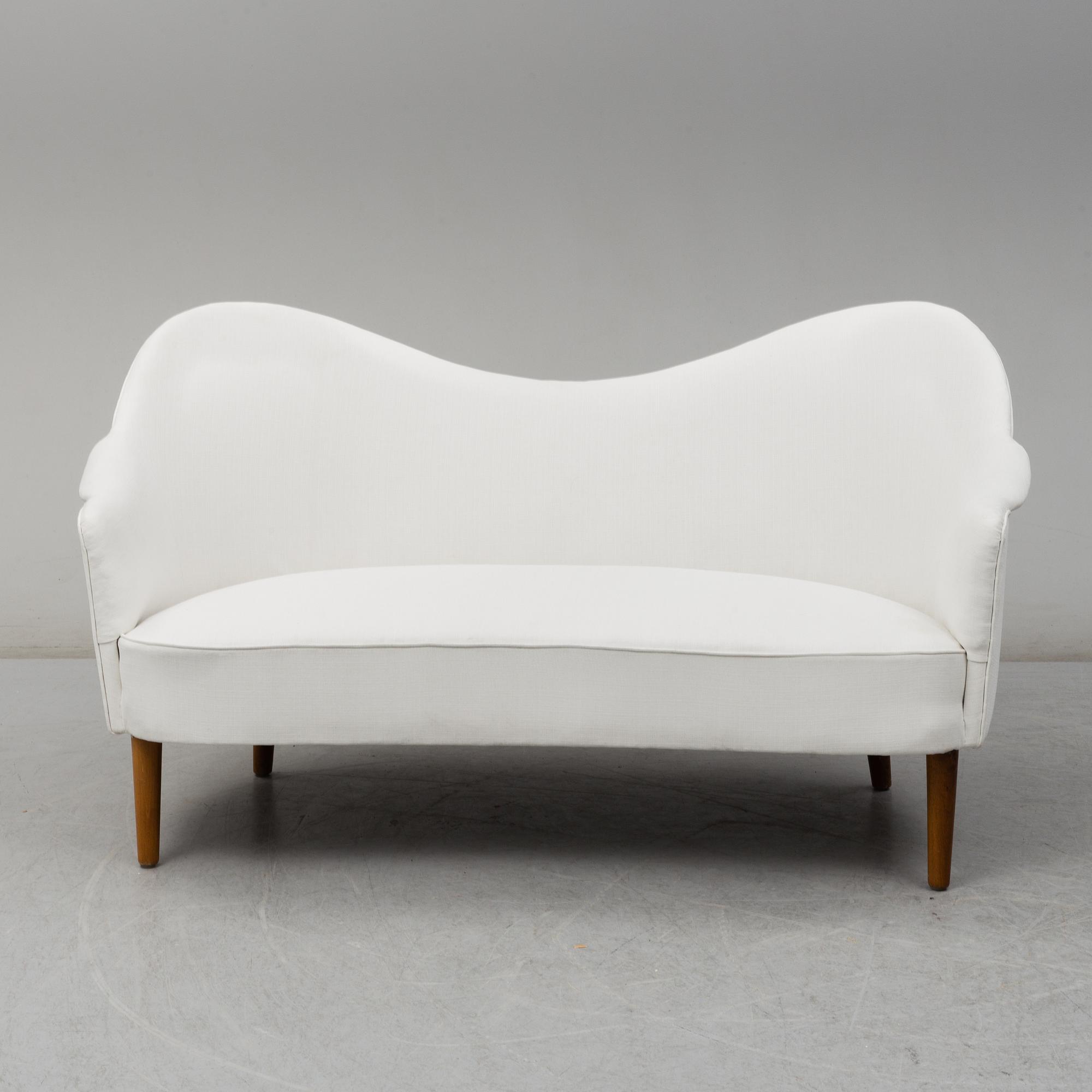A 'Samspel' sofa by Carl Malmsten.